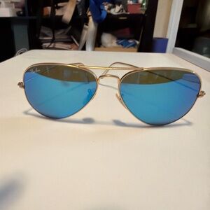 Ray-Ban Aviator Sunglasses Blue Mirror Lenses Gold Frame Classic Pilot